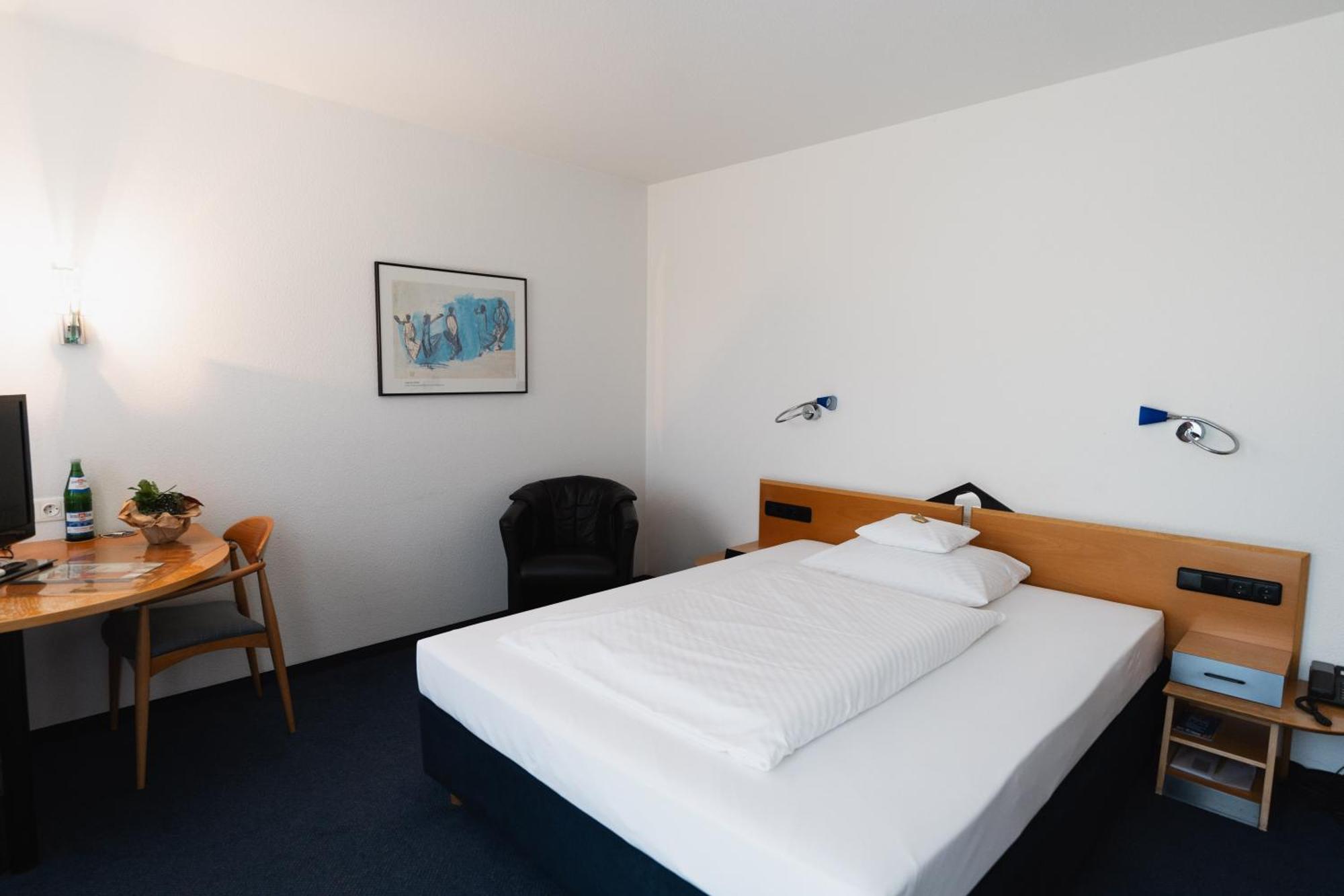 Hotel Am Weiher Эркеленц Экстерьер фото